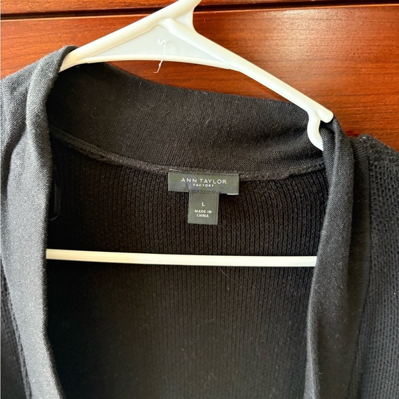 Ann Taylor Black Open Front Cardigan - Picture 2 of 4